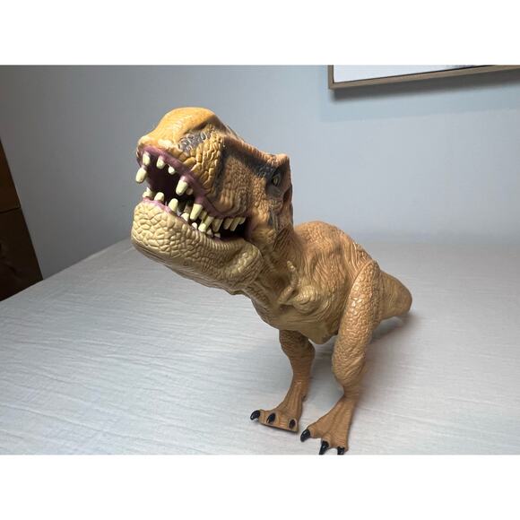 Jurassic World Tyrannosaurus Rex Action Figure Hasbro - Picture 5 of 5